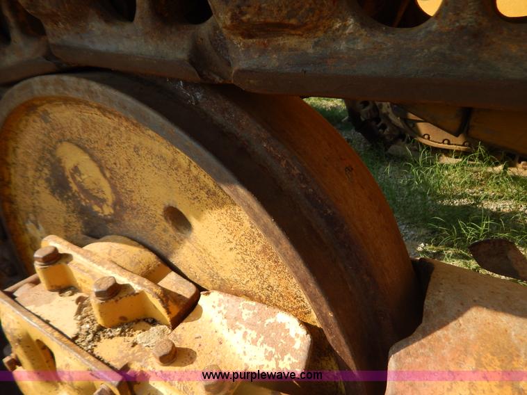image for item B5831 1980 Caterpillar D6D dozer