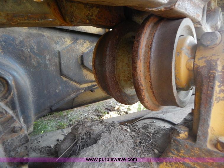 image for item B5831 1980 Caterpillar D6D dozer