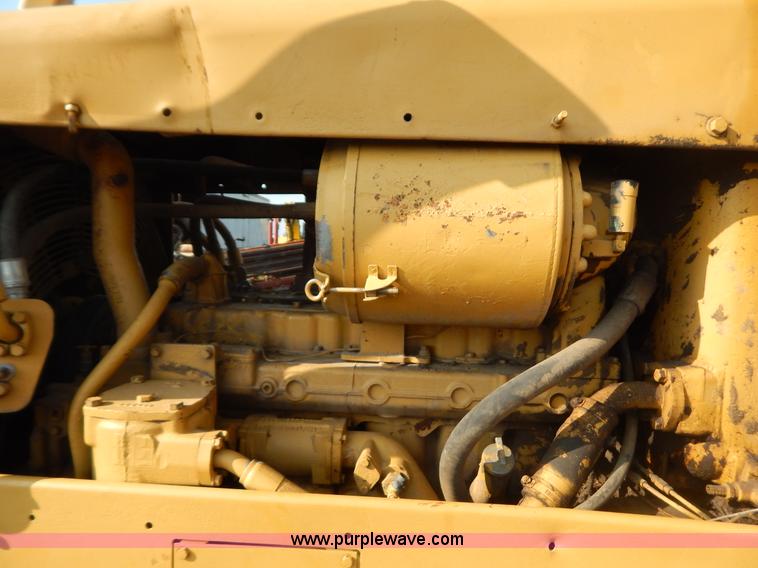 image for item B5831 1980 Caterpillar D6D dozer