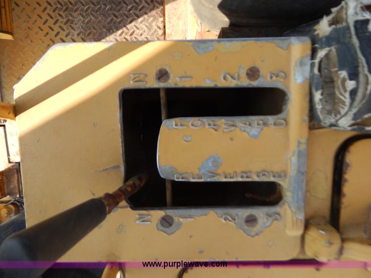 image for item B5831 1980 Caterpillar D6D dozer