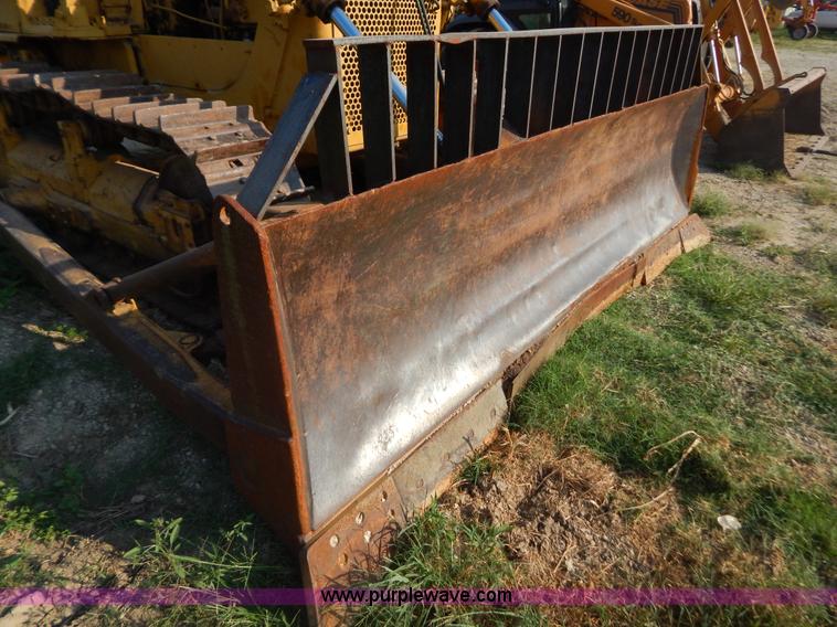 image for item B5831 1980 Caterpillar D6D dozer