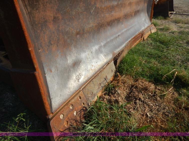 image for item B5831 1980 Caterpillar D6D dozer