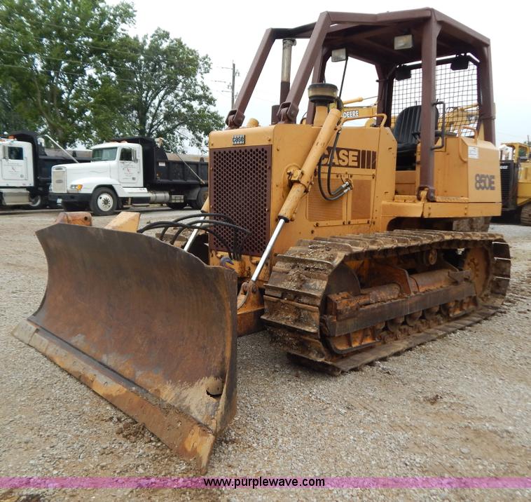 image for item B5839 1993 Case 850E dozer