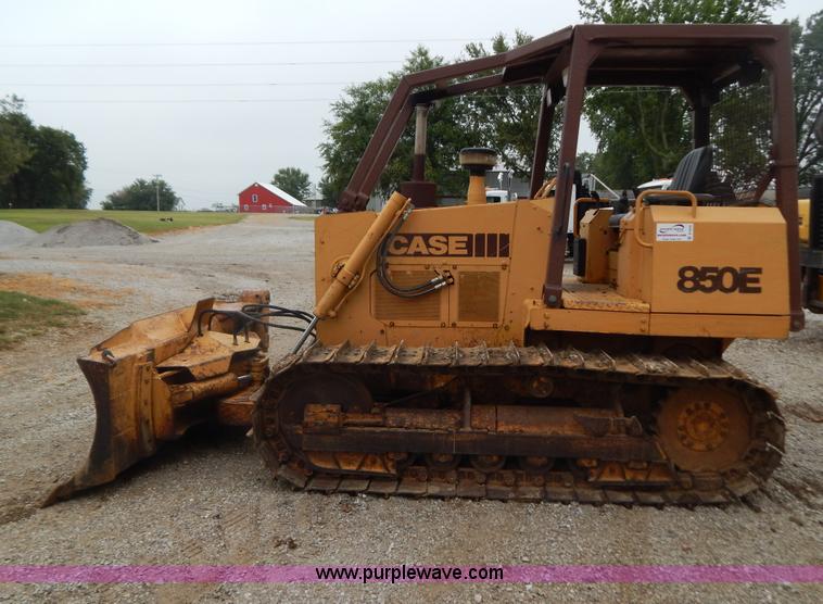 image for item B5839 1993 Case 850E dozer