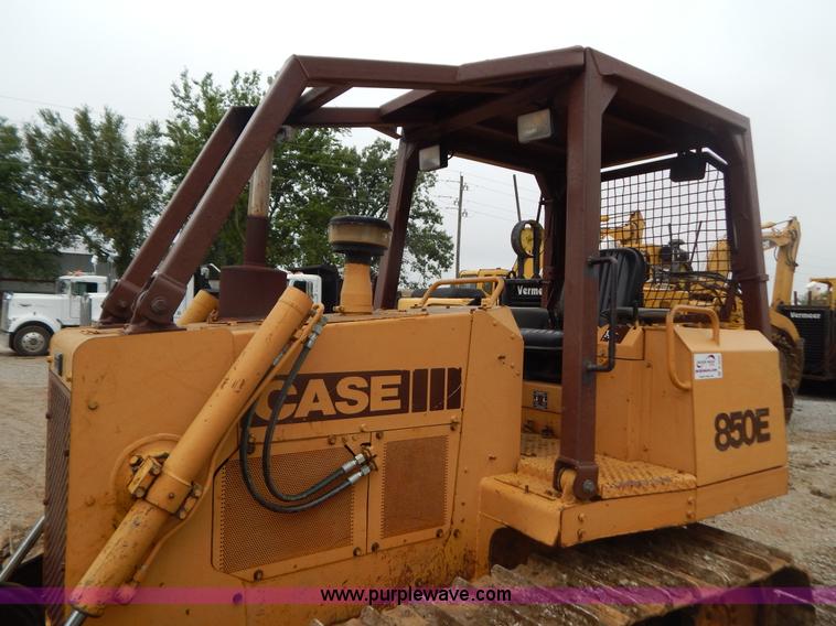image for item B5839 1993 Case 850E dozer