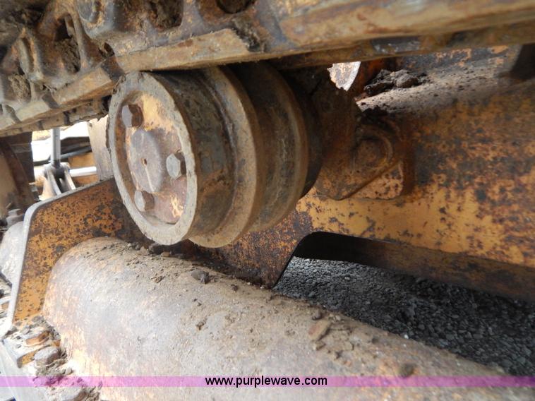 image for item B5839 1993 Case 850E dozer