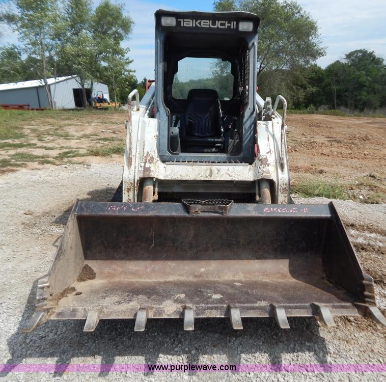 image for item B5848 2006 Takeuchi TL140 track skid steer