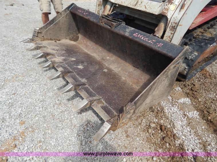 image for item B5848 2006 Takeuchi TL140 track skid steer