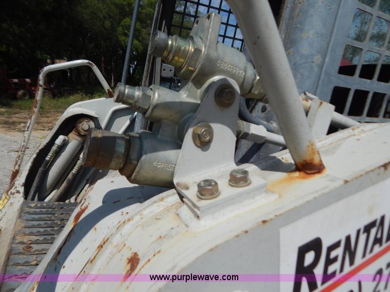 image for item B5848 2006 Takeuchi TL140 track skid steer