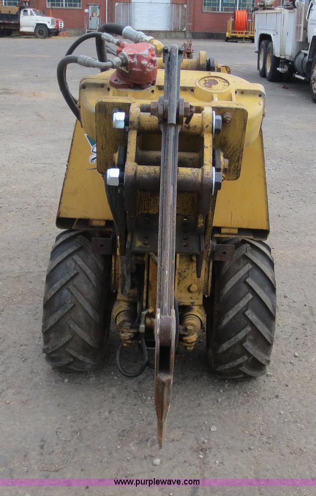 image for item D5923 Vermeer LM40 cable plow