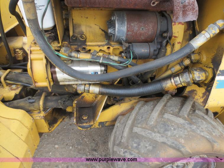 image for item D5923 Vermeer LM40 cable plow