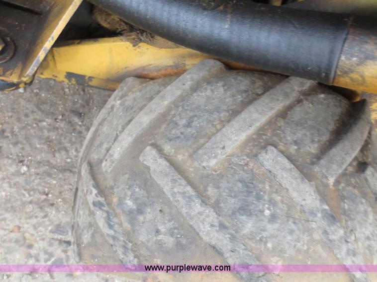 image for item D5923 Vermeer LM40 cable plow