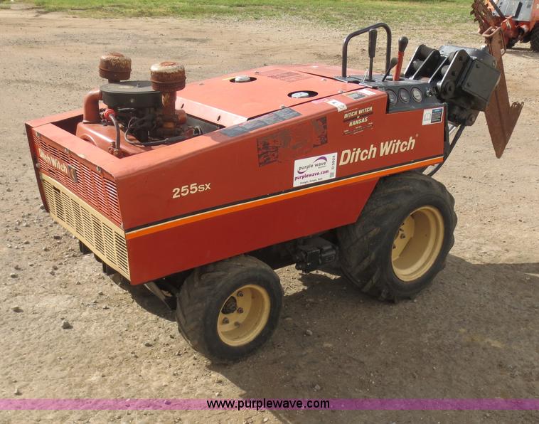 image for item D5924 Ditch Witch 255SX cable plow