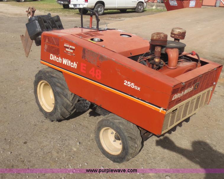 image for item D5924 Ditch Witch 255SX cable plow