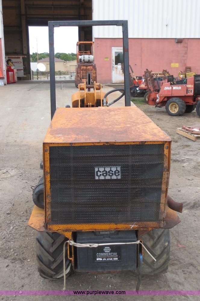 image for item D5925 1982 Case Maxi Sneaker articulated cable plow