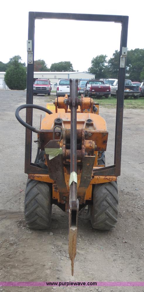 image for item D5925 1982 Case Maxi Sneaker articulated cable plow