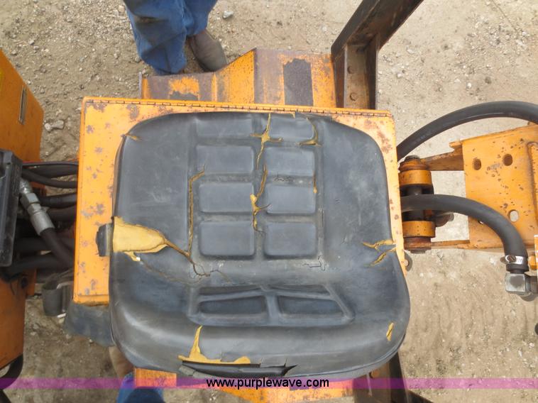 image for item D5925 1982 Case Maxi Sneaker articulated cable plow