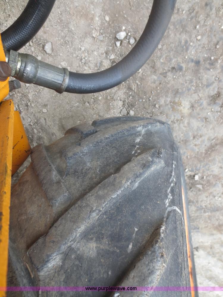 image for item D5925 1982 Case Maxi Sneaker articulated cable plow