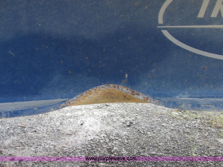 image for item E7353 2008 Trailstar 28' dump trailer