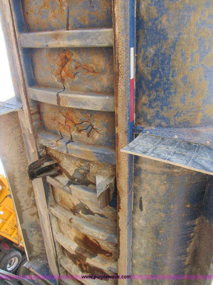 image for item E7353 2008 Trailstar 28' dump trailer