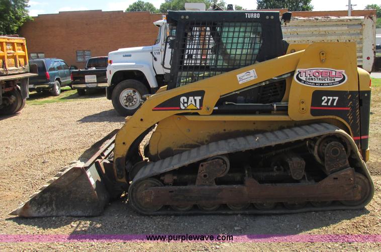 image for item E7355 Caterpillar 277 track skid steer