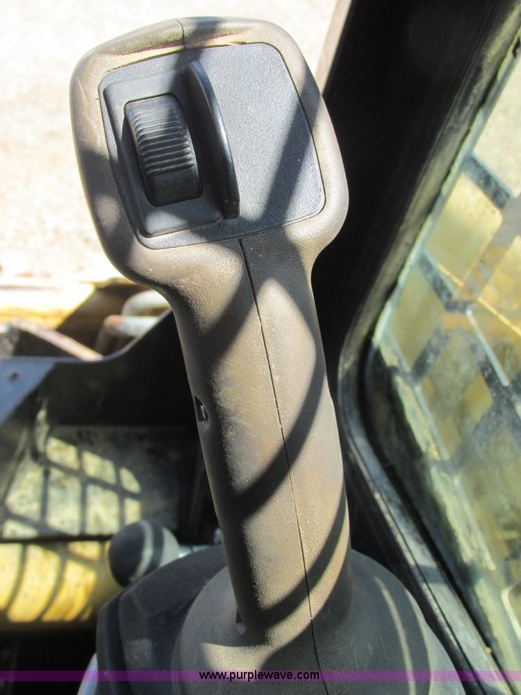 image for item E7355 Caterpillar 277 track skid steer