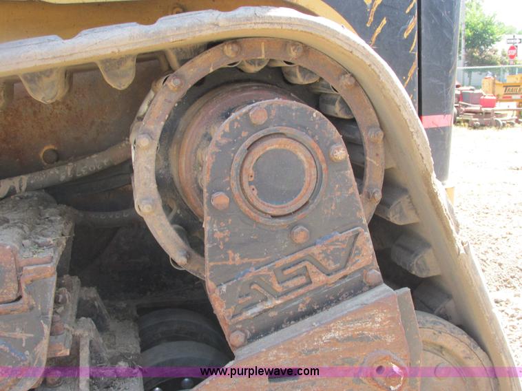 image for item E7355 Caterpillar 277 track skid steer