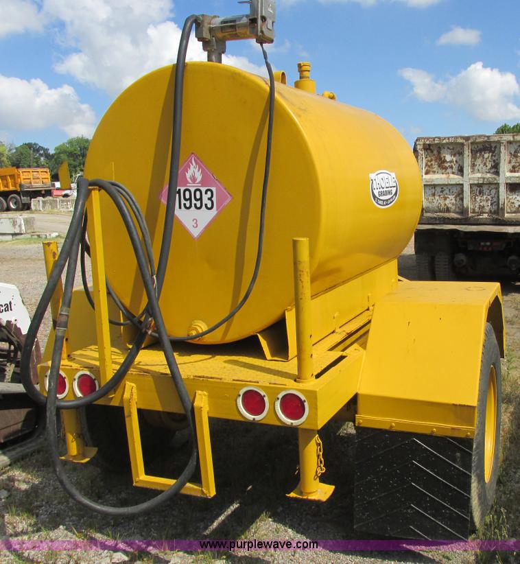 image for item E7357 1973 Helmburger 500 gallon fuel tank trailer