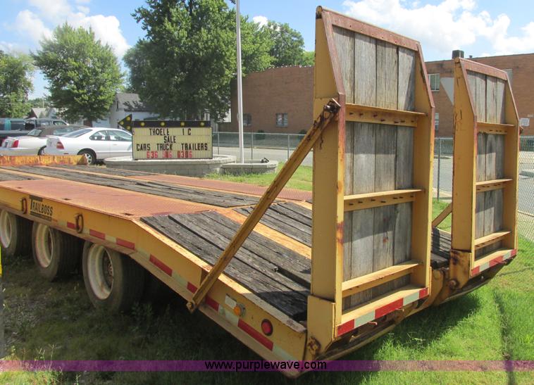 image for item E7358 2000 Trailboss triple axle tag trailer