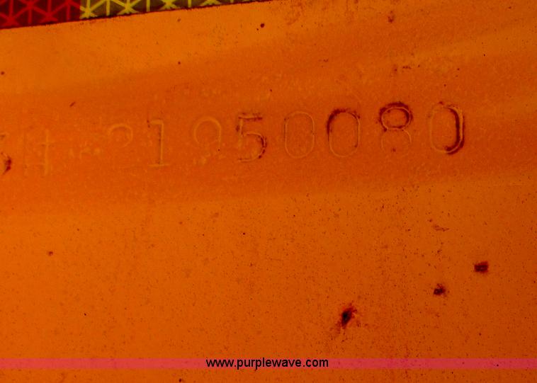 image for item E7358 2000 Trailboss triple axle tag trailer