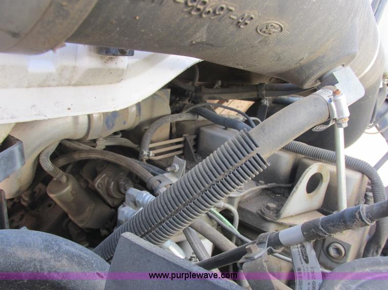 image for item E7359 1996 Ford CF7000 street sweeper