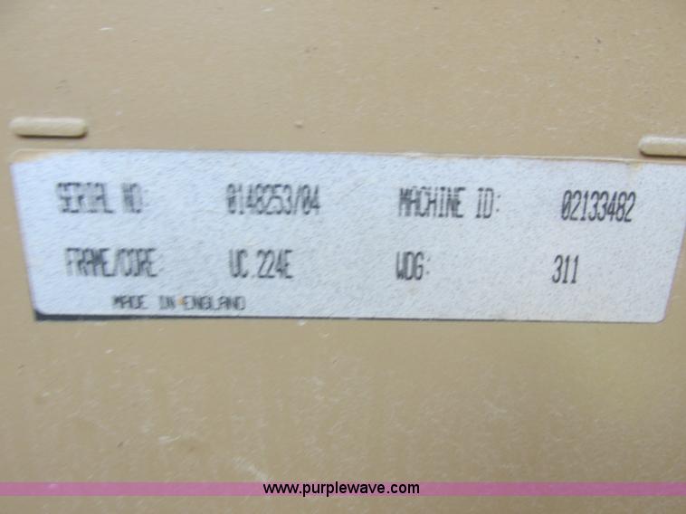 image for item E7359 1996 Ford CF7000 street sweeper