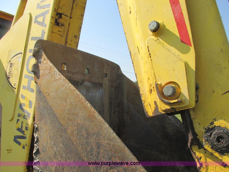 image for item E7365 2001 New Holland LB75 backhoe