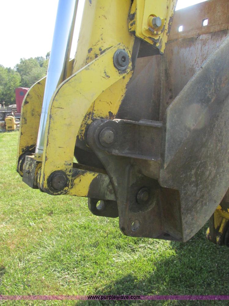 image for item E7365 2001 New Holland LB75 backhoe
