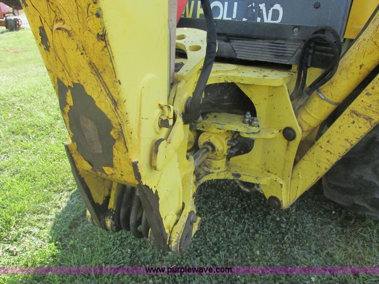 image for item E7365 2001 New Holland LB75 backhoe