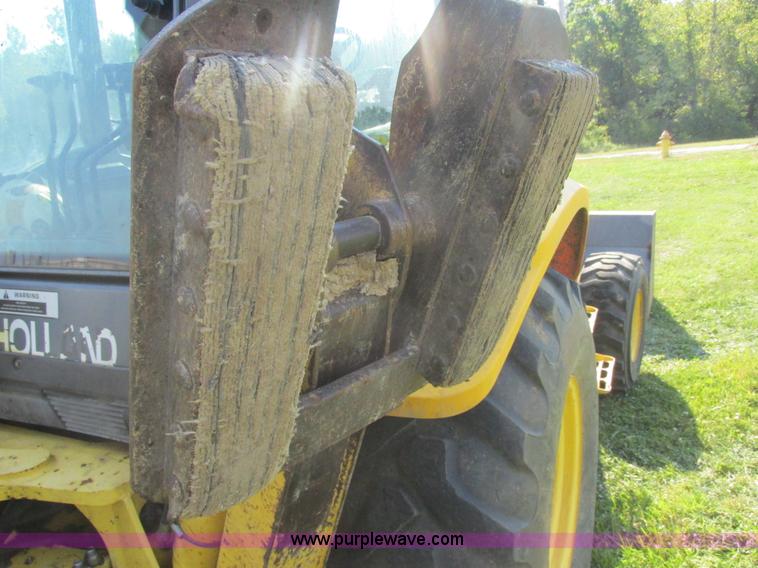 image for item E7365 2001 New Holland LB75 backhoe