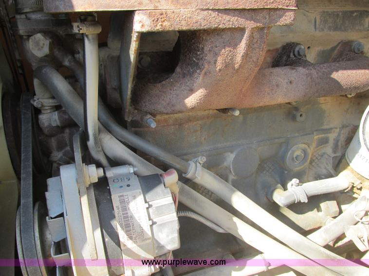 image for item E7365 2001 New Holland LB75 backhoe