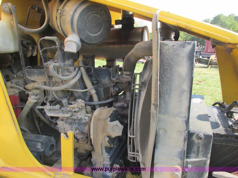 image for item E7365 2001 New Holland LB75 backhoe
