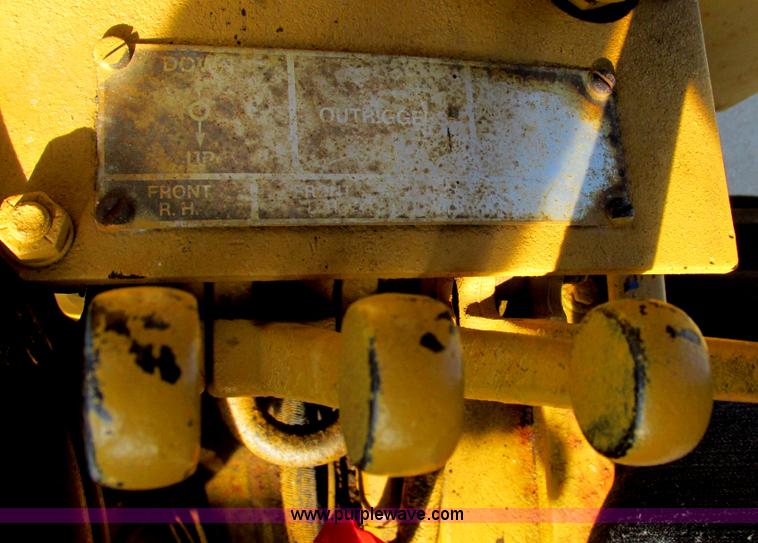 image for item E7366 1969 Pettibone 30 all terrain 15 ton crane