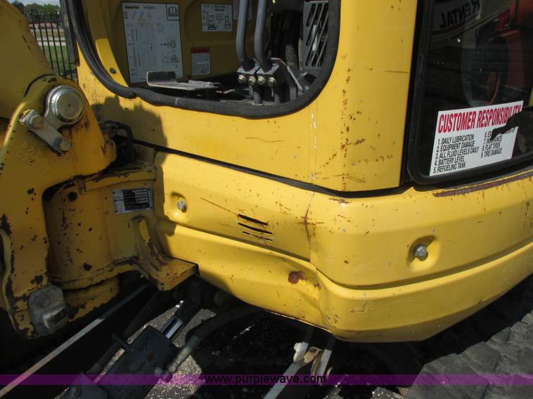image for item E7385 2006 Komatsu PC35MR-1 mini excavator