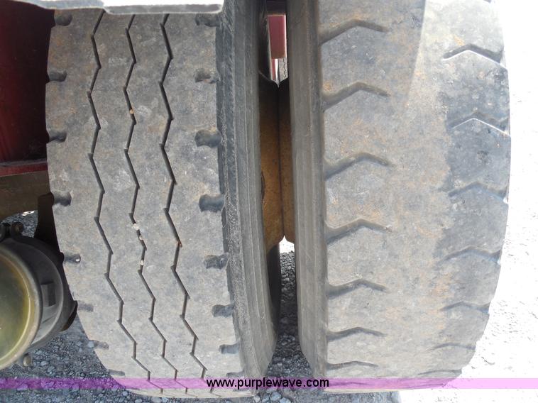 image for item E7695 Yard truck