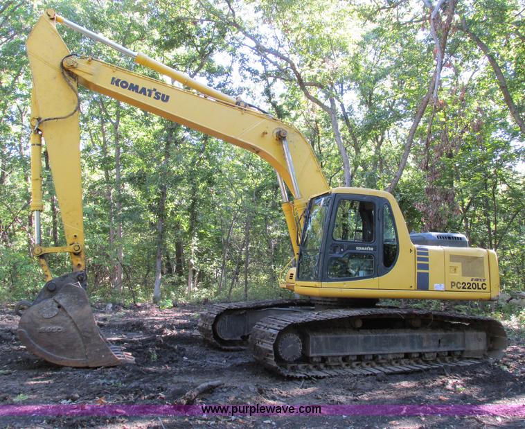 image for item F5261 1998 Komatsu PC220LC-6LE excavator