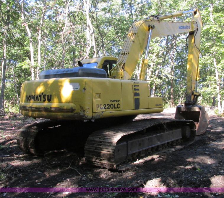 image for item F5261 1998 Komatsu PC220LC-6LE excavator