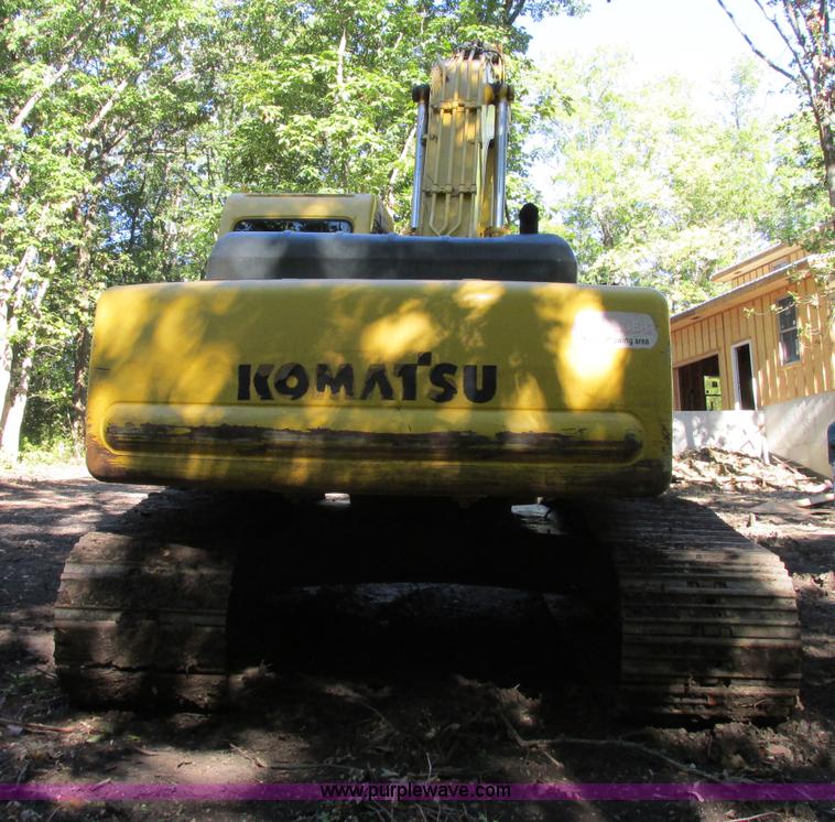 image for item F5261 1998 Komatsu PC220LC-6LE excavator