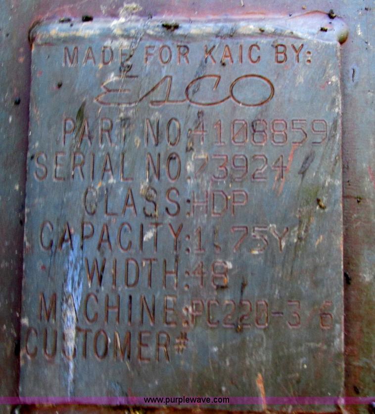 image for item F5261 1998 Komatsu PC220LC-6LE excavator