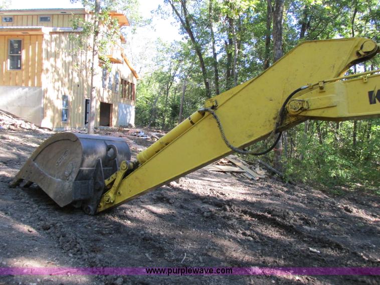 image for item F5261 1998 Komatsu PC220LC-6LE excavator