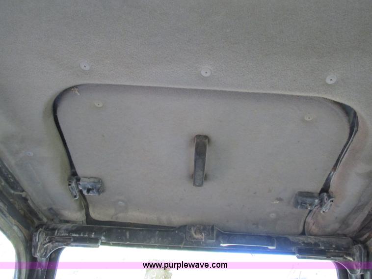 image for item F5261 1998 Komatsu PC220LC-6LE excavator