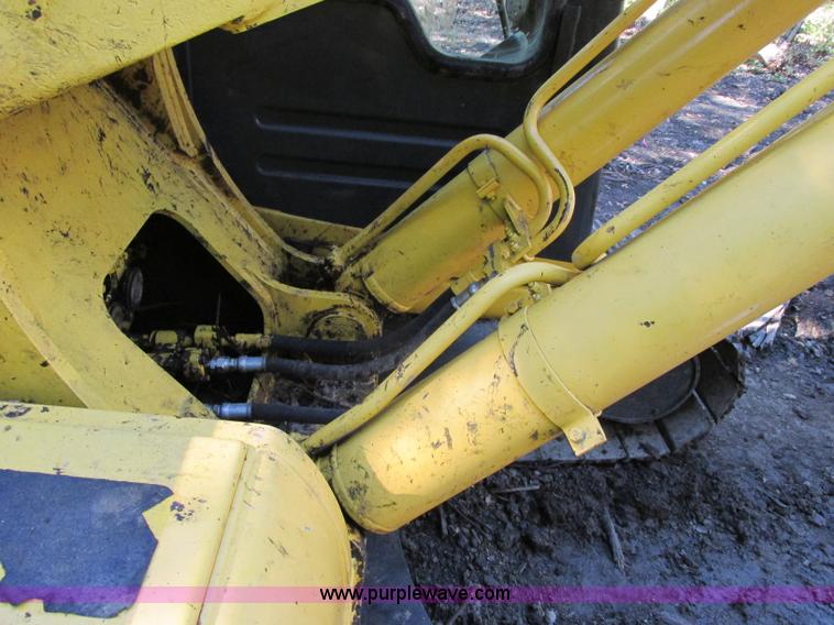 image for item F5261 1998 Komatsu PC220LC-6LE excavator