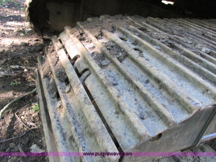 image for item F5261 1998 Komatsu PC220LC-6LE excavator