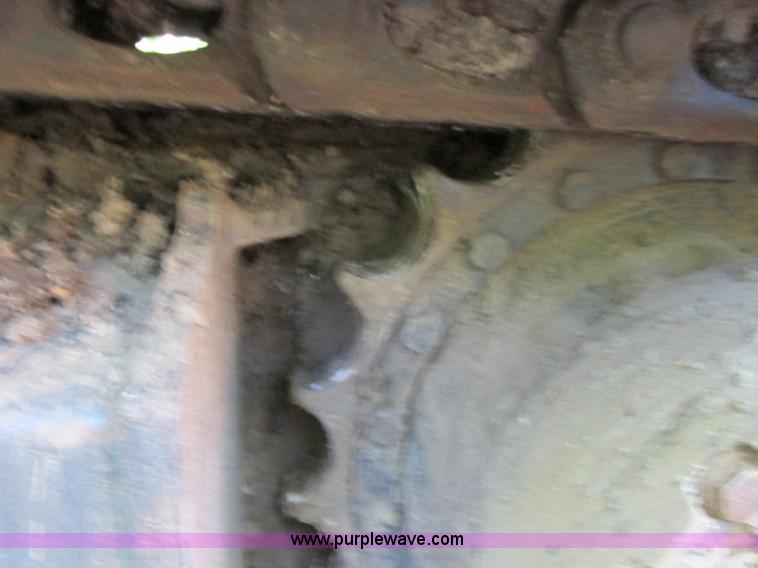 image for item F5261 1998 Komatsu PC220LC-6LE excavator